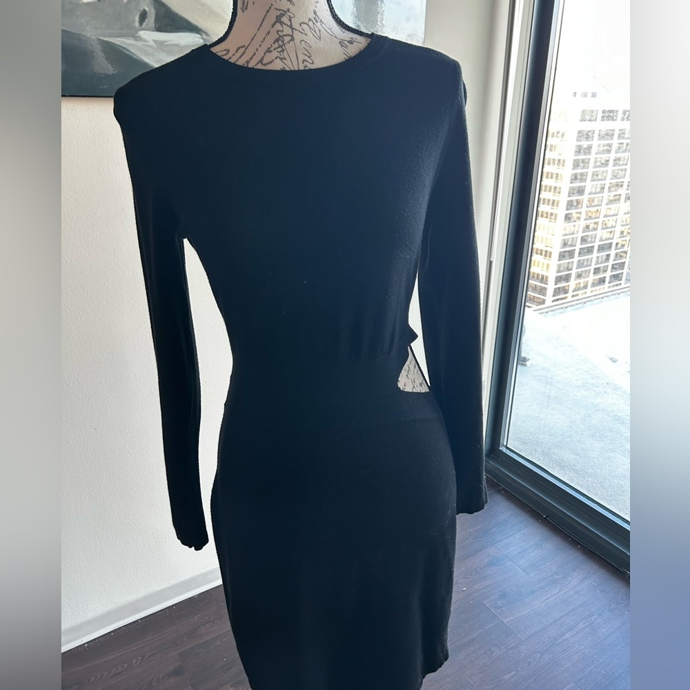 Elizabeth and James Cutout Sweater Dress Size L (8)